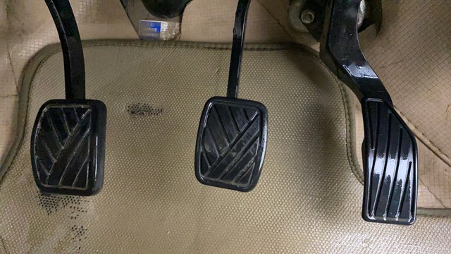 Maruti Ertiga SHVS VDI Second-hand 2017 Maruti Ertiga SHVS VDI for sale in Ahmedabad-24