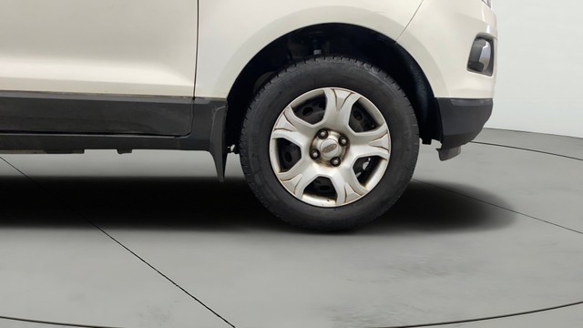 Second-hand 2016 Ford Ecosport 1.5 TDCi Trend Plus BSIV for sale in Lucknow-23