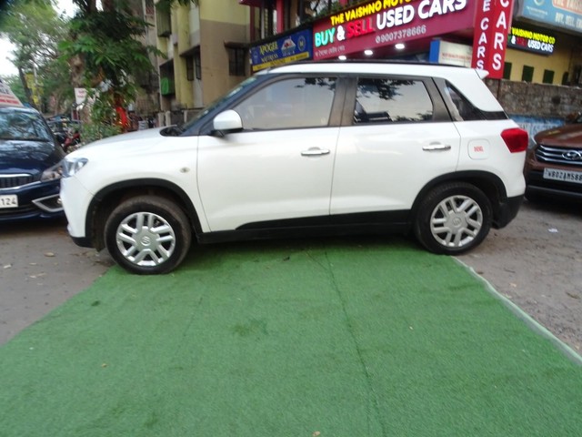Second-hand 2016 Maruti Suzuki Vitara Brezza VDi for sale in Kolkata-9
