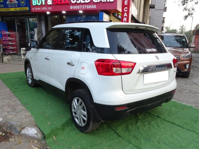 Second-hand 2016 Maruti Suzuki Vitara Brezza VDi for sale in Kolkata-7