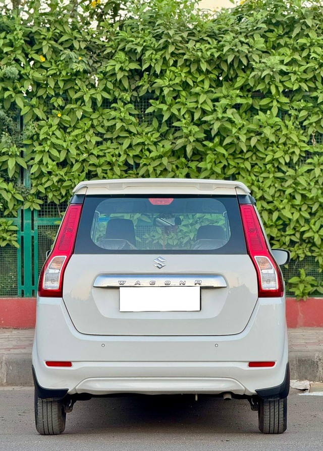 Second-hand 2024 Maruti Suzuki Wagon R VXI for sale in Surat-2
