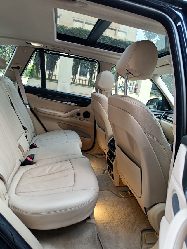BMW X5 xDrive 30d Design Pure Experience 5 Seater Second-hand 2016 BMW X5 xDrive 30d Design Pure Experience 5 Seater for sale in New Delhi-14