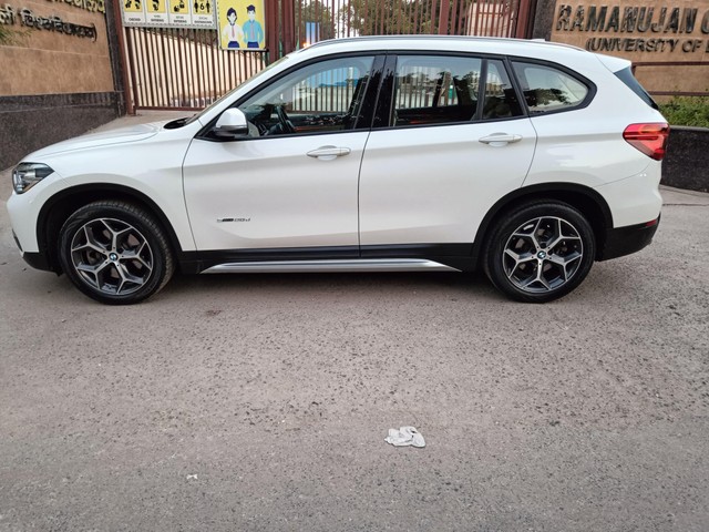 Second-hand 2018 BMW X1 sDrive 20d xLine for sale in New Delhi-3