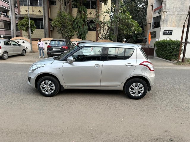 Second-hand 2016 Maruti Suzuki Swift VXI for sale in Nagpur-2