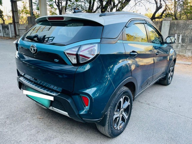 Second-hand 2022 Tata Nexon EV XZ Plus for sale in Mumbai-9