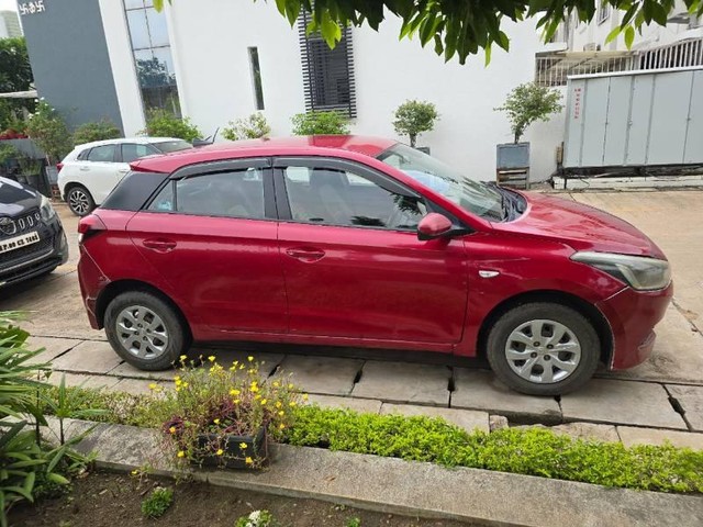 Second-hand 2014 Hyundai i20 Magna 1.4 CRDi for sale in Raipur-6