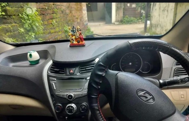 Second-hand 2016 Hyundai EON Magna Plus for sale in Ranchi-3