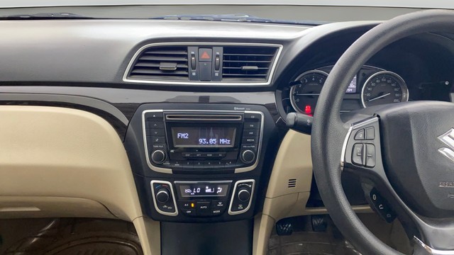 Second-hand 2016 Maruti Suzuki Ciaz VXi Plus for sale in Ahmedabad-22