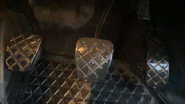 Second-hand 2015 Volkswagen Polo 1.2 MPI Comfortline for sale in Ahmedabad-14