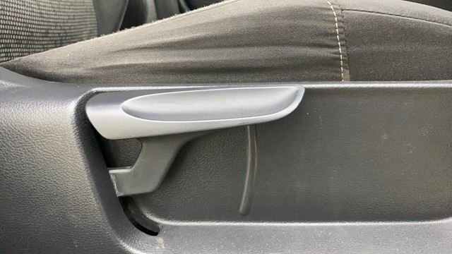 Second-hand 2015 Volkswagen Polo 1.2 MPI Comfortline for sale in Ahmedabad-18