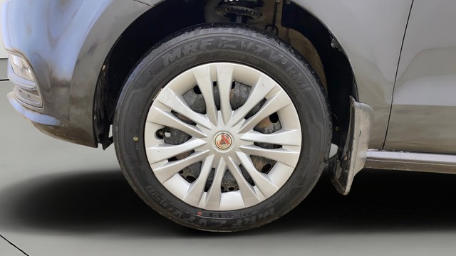 Second-hand 2015 Volkswagen Polo 1.2 MPI Comfortline for sale in Ahmedabad-25