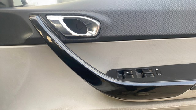 Second-hand 2019 Tata Tiago XZ Plus for sale in Jaipur-10