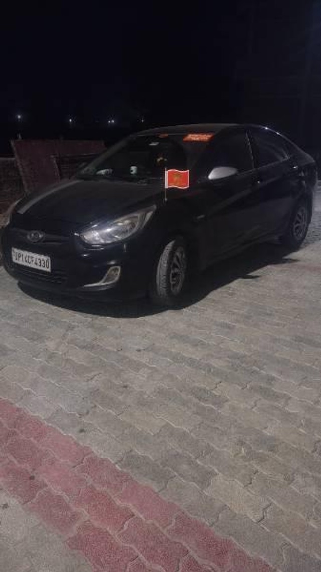 Second-hand 2014 Hyundai Verna 1.6 CRDI for sale in Bareilly-1