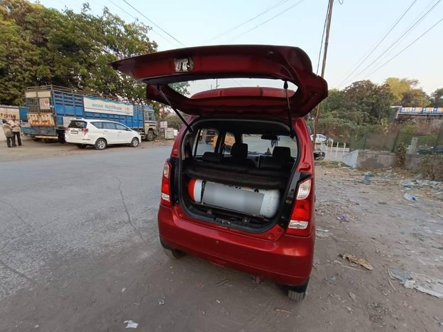 Second-hand 2015 Maruti Suzuki Wagon R LXI CNG for sale in Dombivli-3