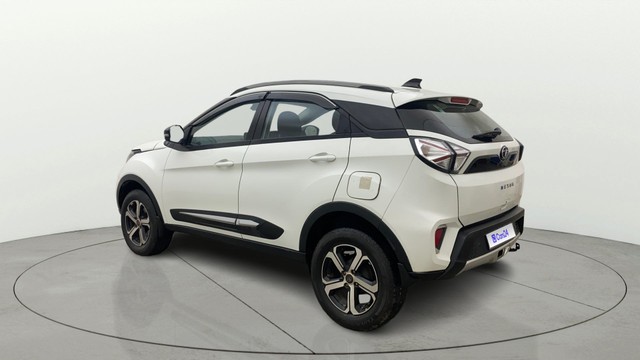 Second-hand 2022 Tata Nexon XZA Plus HS AMT for sale in Hyderabad-16