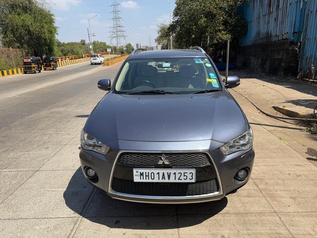 Mitsubishi Outlander 2.4 Second-hand 2010 Mitsubishi Outlander 2.4 for sale in Mumbai-6