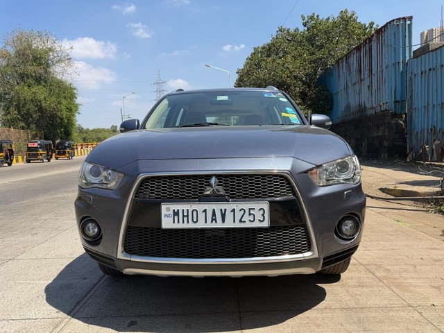 Mitsubishi Outlander 2.4 Second-hand 2010 Mitsubishi Outlander 2.4 for sale in Mumbai-12