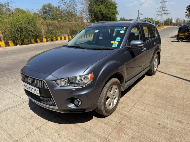 Mitsubishi Outlander 2.4 Second-hand 2010 Mitsubishi Outlander 2.4 for sale in Mumbai-4