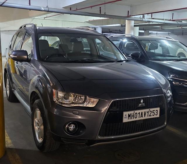 Mitsubishi Outlander 2.4 Second-hand 2010 Mitsubishi Outlander 2.4 for sale in Mumbai-0
