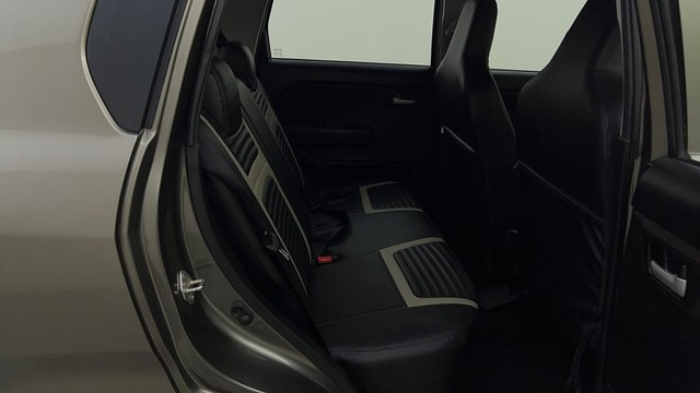 Second-hand 2025 Maruti Suzuki Wagon R VXI CNG for sale in Bangalore-30