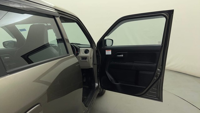 Second-hand 2025 Maruti Suzuki Wagon R VXI CNG for sale in Bangalore-16