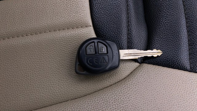 Second-hand 2017 Maruti Suzuki Celerio ZXI Optional AMT BSIV for sale in Chennai-5