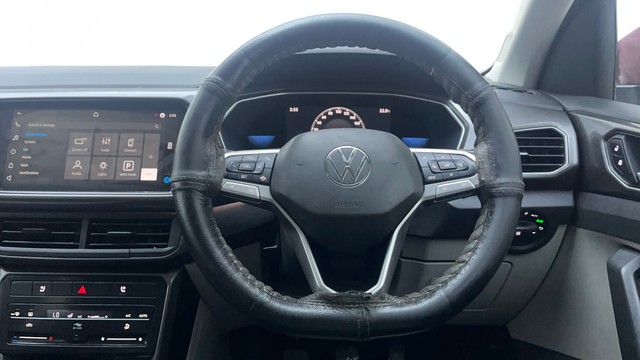 Second-hand 2022 Volkswagen Taigun 1.0 Topline for sale in Hyderabad-25