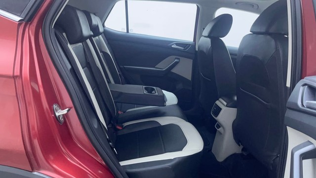 Second-hand 2022 Volkswagen Taigun 1.0 Topline for sale in Hyderabad-27