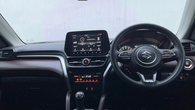 Second-hand 2022 Maruti Suzuki Grand Vitara Alpha BSVI for sale in Hyderabad-11