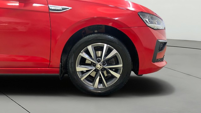 Skoda Slavia 1.0 TSI Style AT BSVI Second-hand 2022 Skoda Slavia 1.0 TSI Style AT BSVI for sale in Surat-27