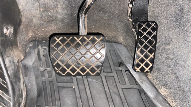 Skoda Slavia 1.0 TSI Style AT BSVI Second-hand 2022 Skoda Slavia 1.0 TSI Style AT BSVI for sale in Surat-25