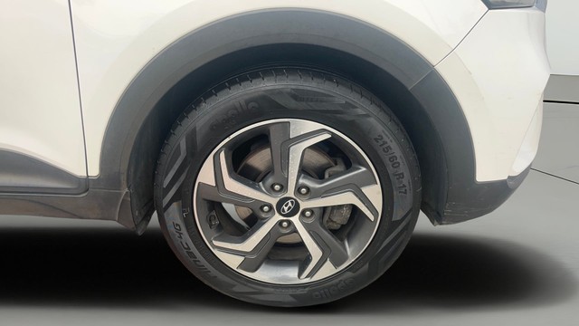 Second-hand 2018 Hyundai Creta 1.6 SX Dual Tone Diesel for sale in Coimbatore-27