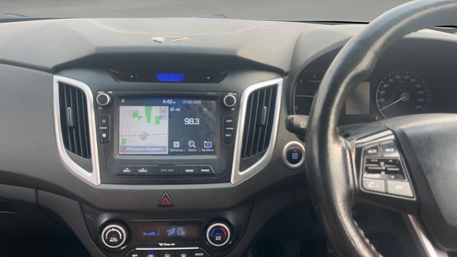 Second-hand 2018 Hyundai Creta 1.6 SX Dual Tone Diesel for sale in Coimbatore-2