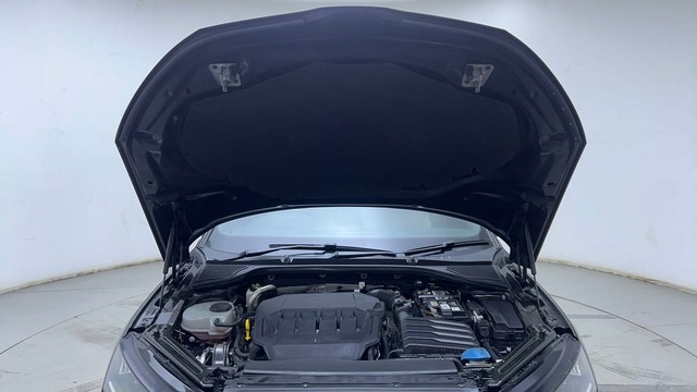 Second-hand 2021 Skoda Octavia 1.8 TSI AT Style for sale in Hyderabad-8