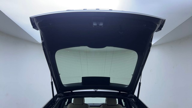 Second-hand 2021 Skoda Octavia 1.8 TSI AT Style for sale in Hyderabad-23