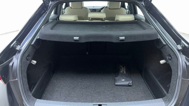 Second-hand 2021 Skoda Octavia 1.8 TSI AT Style for sale in Hyderabad-9