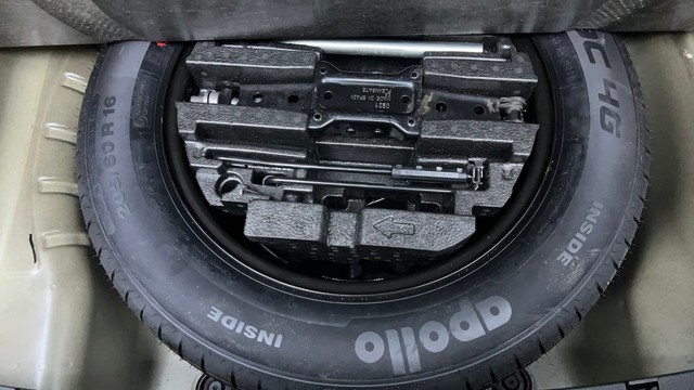 Second-hand 2021 Skoda Octavia 1.8 TSI AT Style for sale in Hyderabad-21