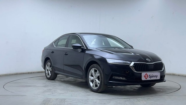 Second-hand 2021 Skoda Octavia 1.8 TSI AT Style for sale in Hyderabad-1