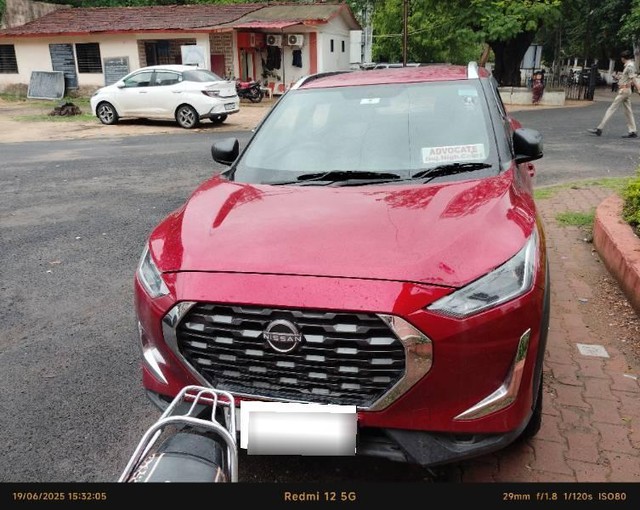 Second-hand 2024 Nissan Magnite Kuro MT for sale in Vadodara-6