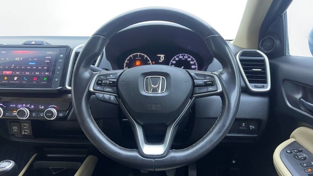 Second-hand 2022 Honda City ZX MT for sale in Hyderabad-27