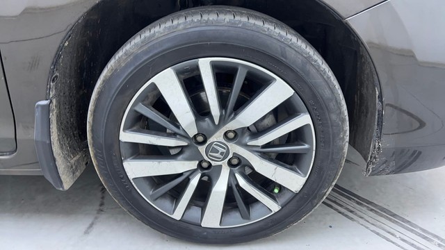 Second-hand 2022 Honda City ZX MT for sale in Hyderabad-17