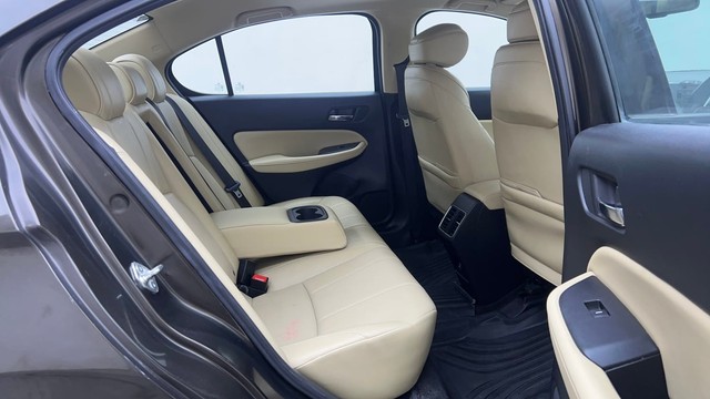 Second-hand 2022 Honda City ZX MT for sale in Hyderabad-29