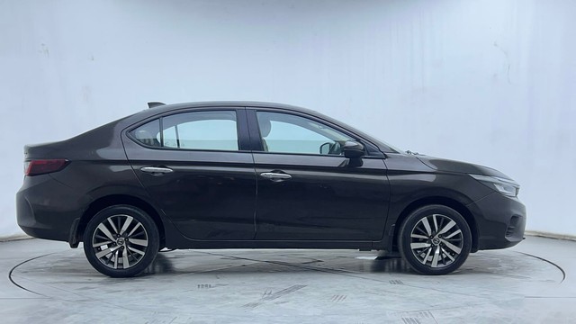 Second-hand 2022 Honda City ZX MT for sale in Hyderabad-2