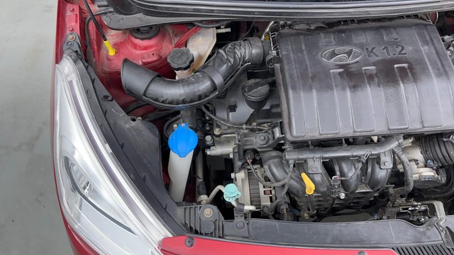 Second-hand 2018 Hyundai Grand i10 1.2 Kappa Sportz Option AT for sale in Pune-38