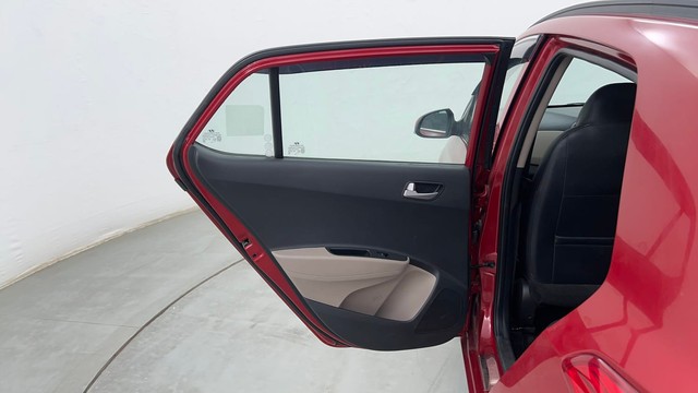 Second-hand 2018 Hyundai Grand i10 1.2 Kappa Sportz Option AT for sale in Pune-26