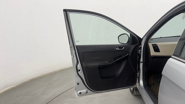 Second-hand 2016 Tata Zest Revotron 1.2 XT for sale in Pune-30