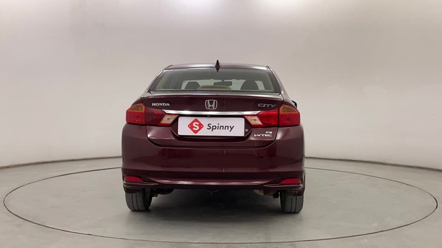 Second-hand 2016 Honda City V MT for sale in Pune-4