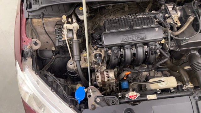 Second-hand 2016 Honda City V MT for sale in Pune-24