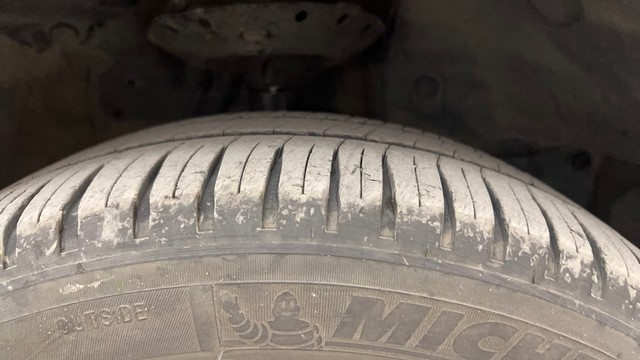 Second-hand 2016 Honda City V MT for sale in Pune-35