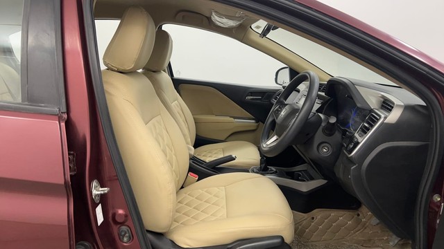 Second-hand 2016 Honda City V MT for sale in Pune-15